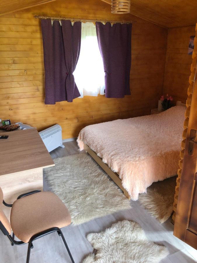 Casa Fericirii * Cîrţişoara