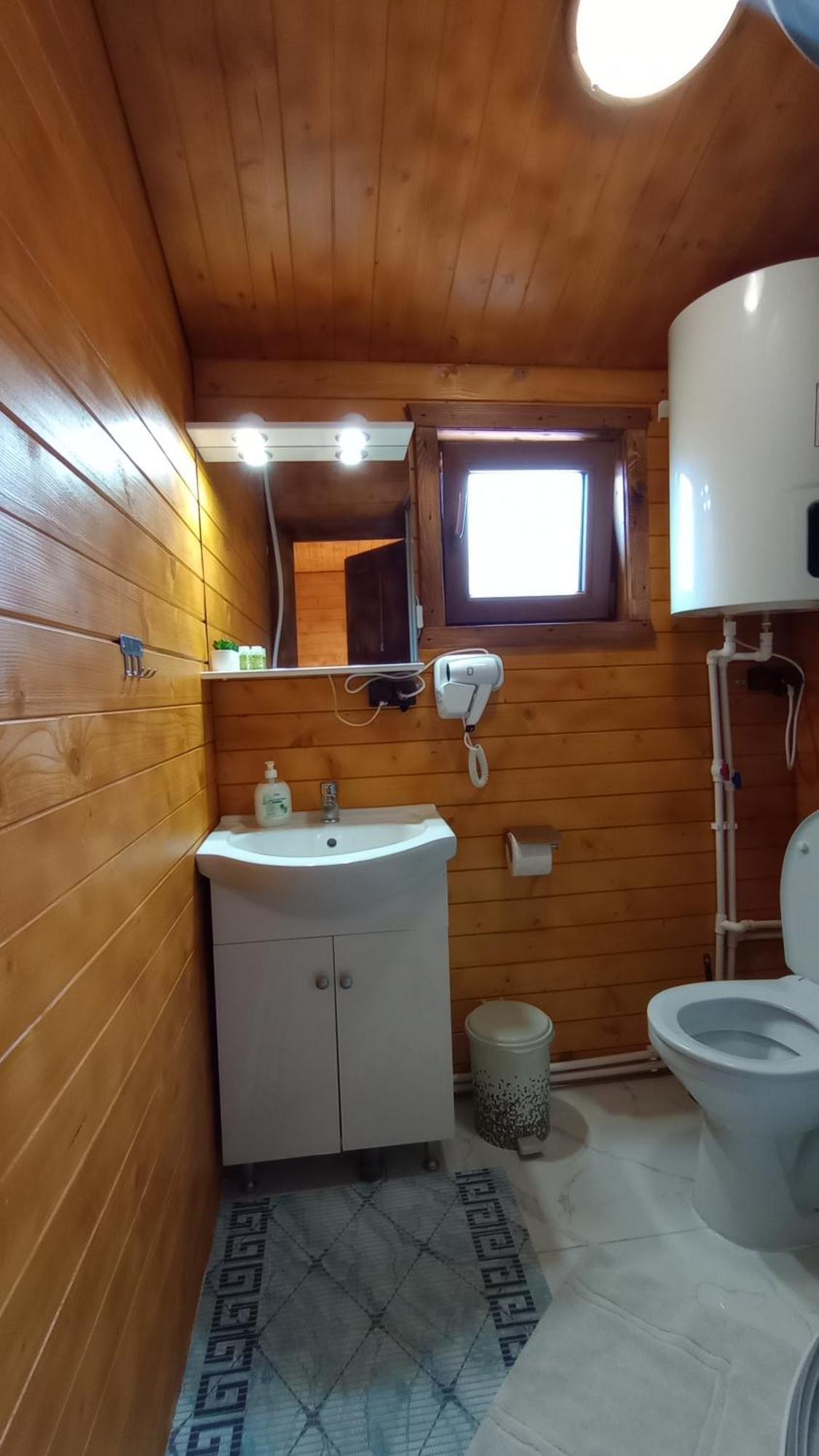 Casa Fericirii Lodge Cîrţişoara