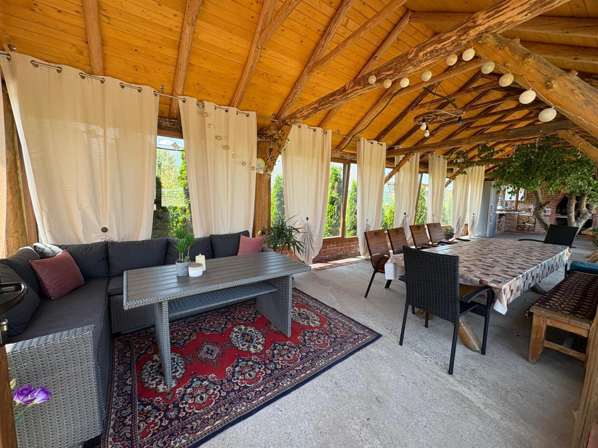 Casa Fericirii *